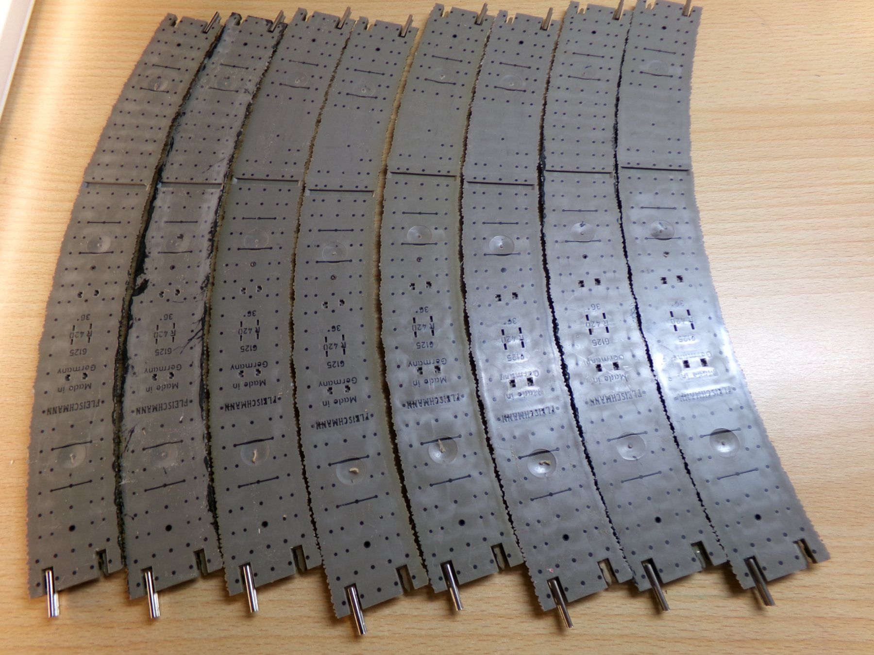 Fleischmann Modellini di ferrovie: Fleischmann H0 Profigleis 8x6125 – Usato da Hombrechtikon venduto da Se9 5