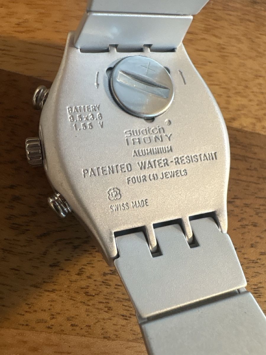 Swatch Montres: Swatch Irony Chronographe Aluminium  – Neuf (Voir description) à Oetwil am See par Aldox108 3