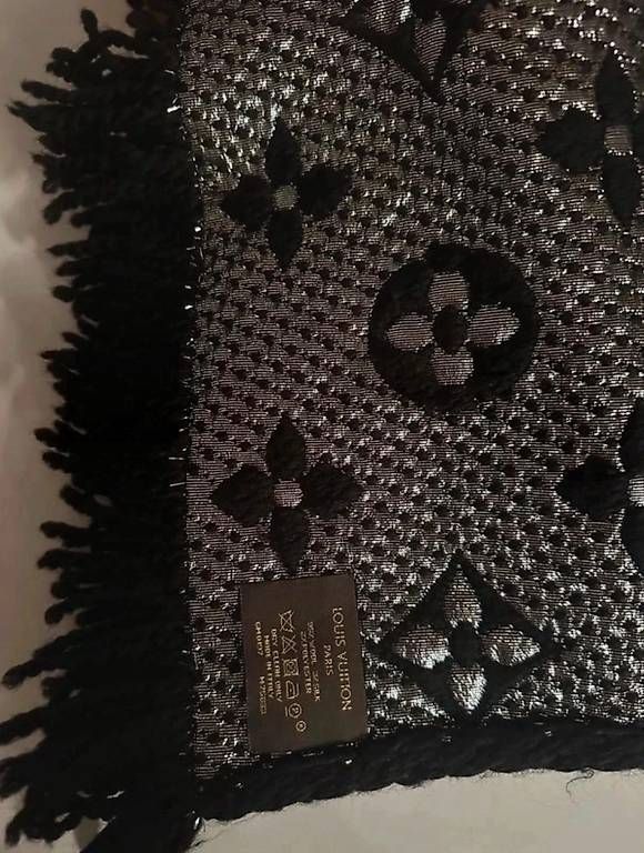 Foulard & Sciarpe: Wollschal Louis Vuitton – Nuovo e nell'imballaggio originale da Altendorf venduto da glo_2xn7 3