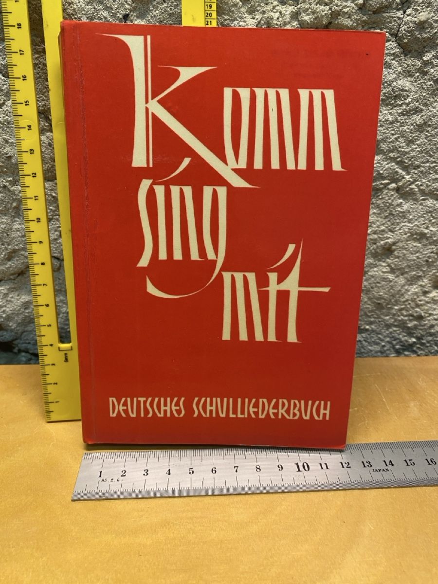 Bücher: Komm sing mit – Deutsches Schulliederbuch (Vintage 1965) – Gebraucht aus St.Gallen von kingsamas