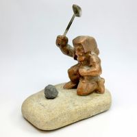 Ancienne sculpture de mineur en bronze avec socle en pierre