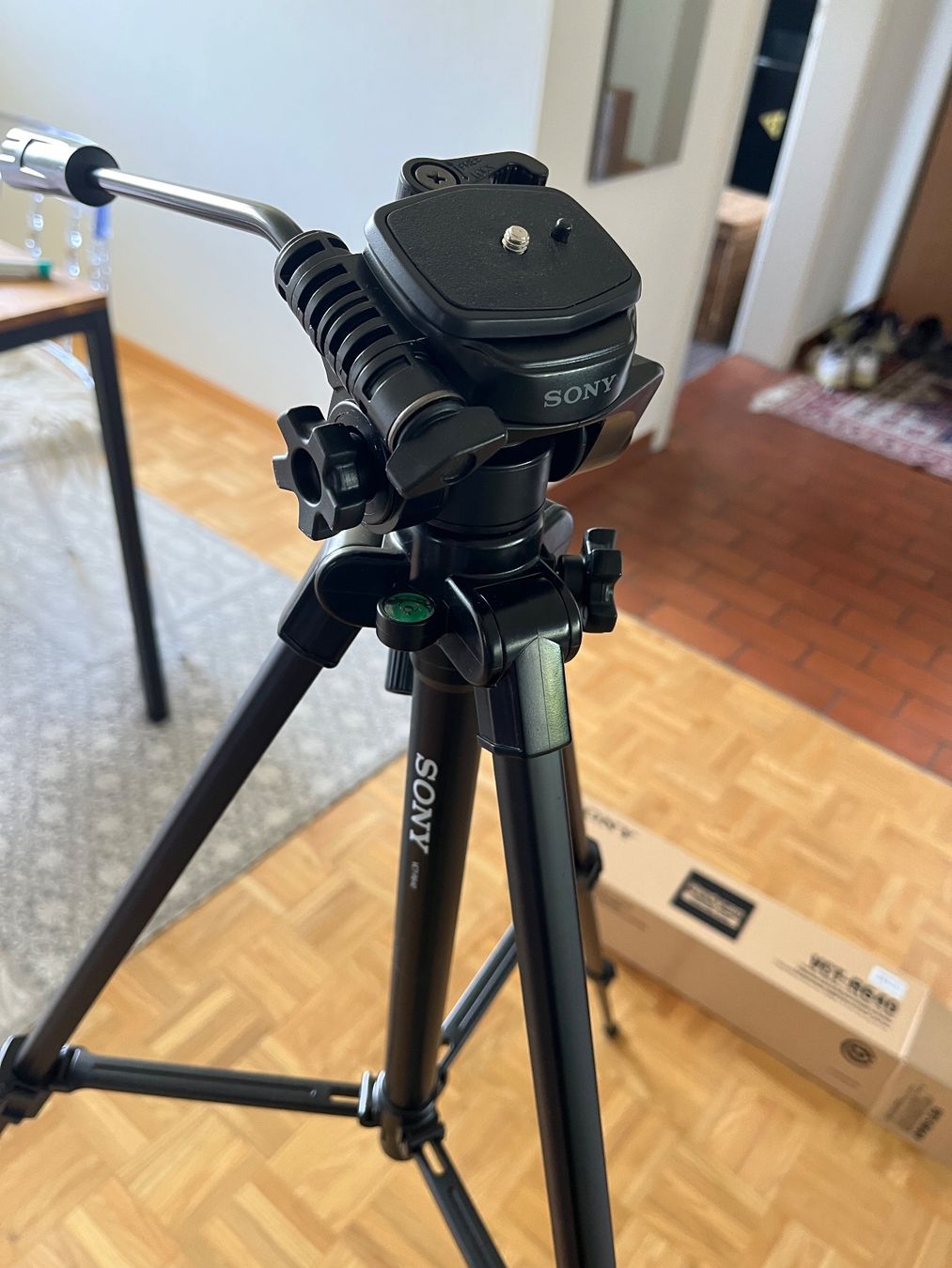 Treppiedi & Teste: Sony VTC-R640 Stativ – Usato da Meilen venduto da Mofline 1