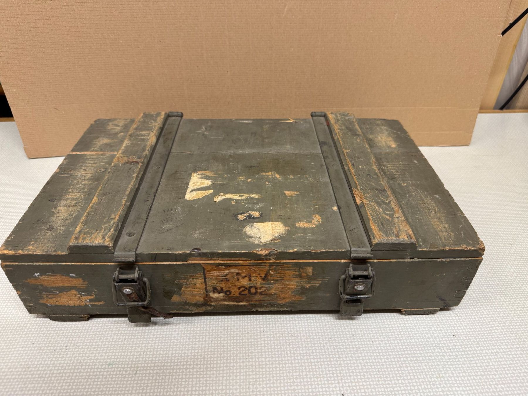 Attrezzatura & Pezzi di ricambio: Alte Original Armee Munitionskiste Holz – Usato da Siebnen venduto da Trans-Am