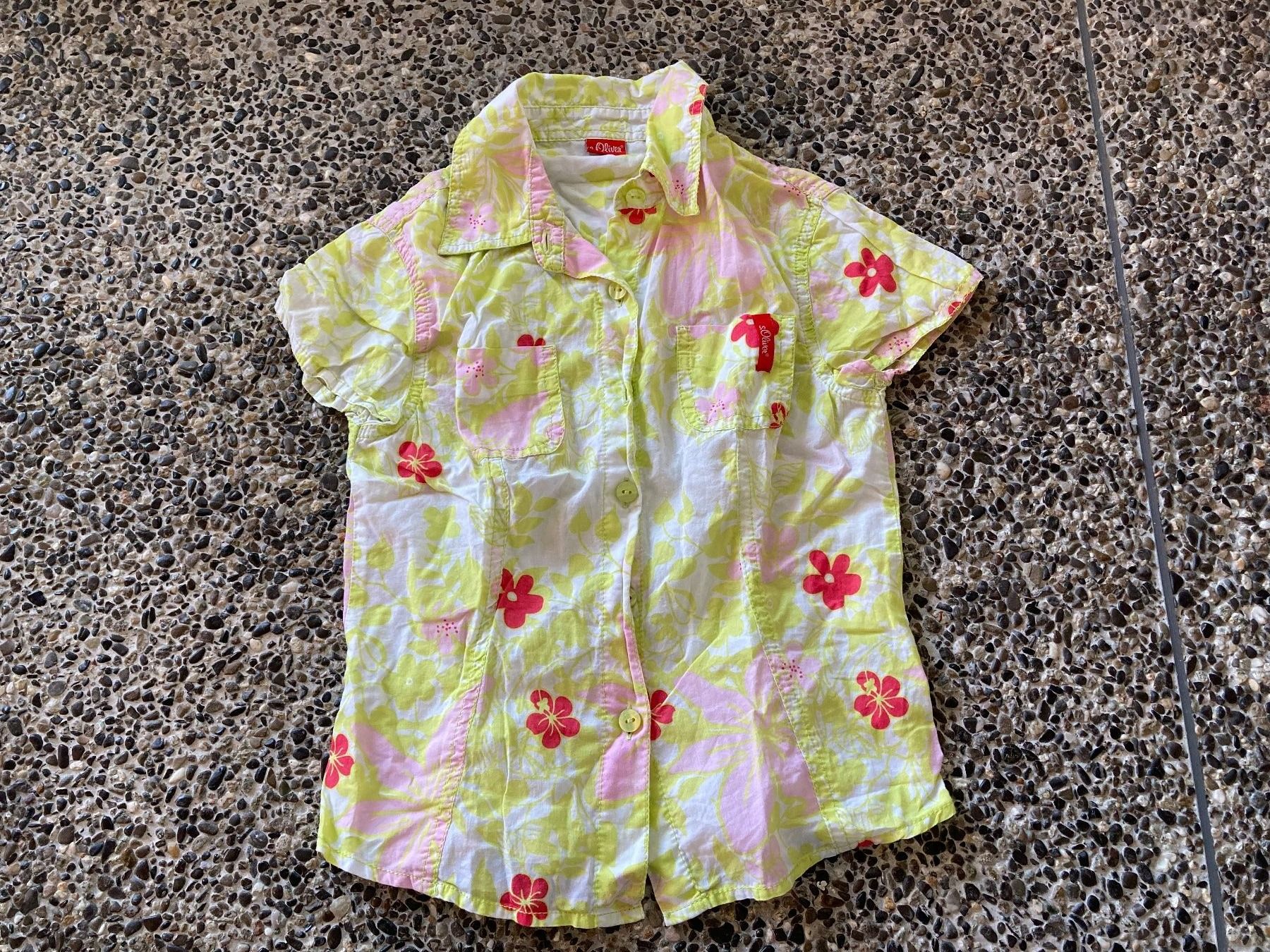 S.Oliver Camicette, T-shirt & Top: Bluse von S. Oliver, Gr. 128 – Usato da Aetingen venduto da Nadinsky