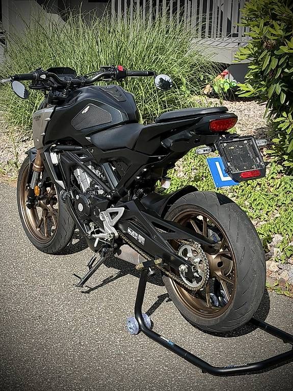 Honda Strada: Honda CB 125 R 11kW – Usato da Däniken SO venduto da spidi55 1