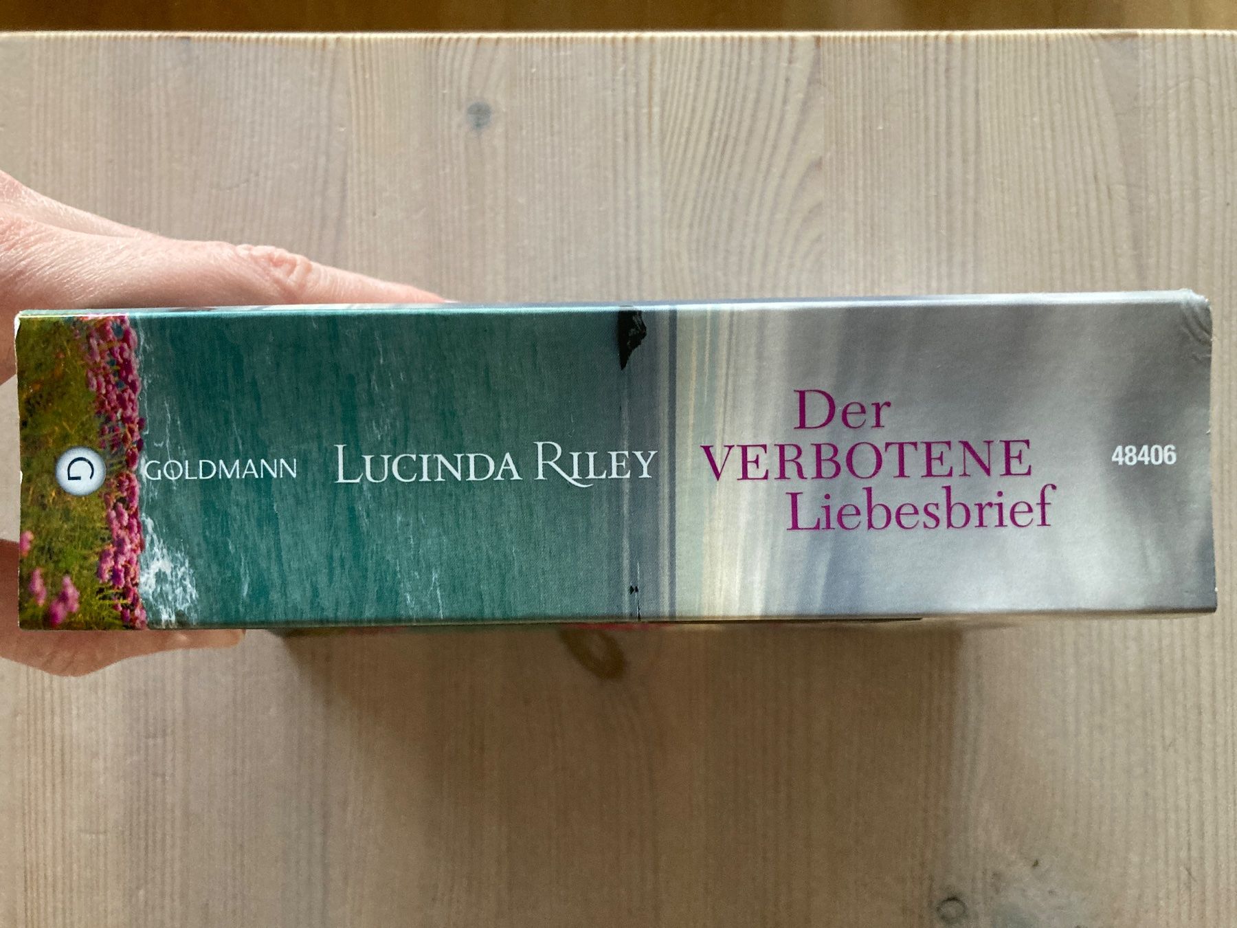 Libri: Der verbotene Brief - Lucinda Riley – Usato da Frauenfeld venduto da AlphaCentauri_369_ 2