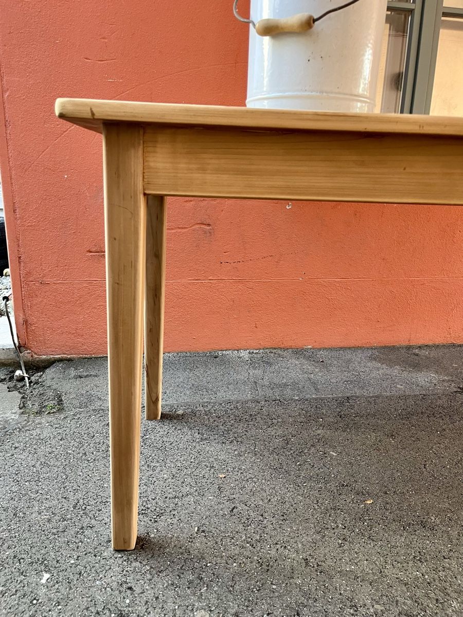 Tavoli: Antiker Tannenholz Tisch 164cm lang – Usato da Ottikon venduto da san_w99n 2