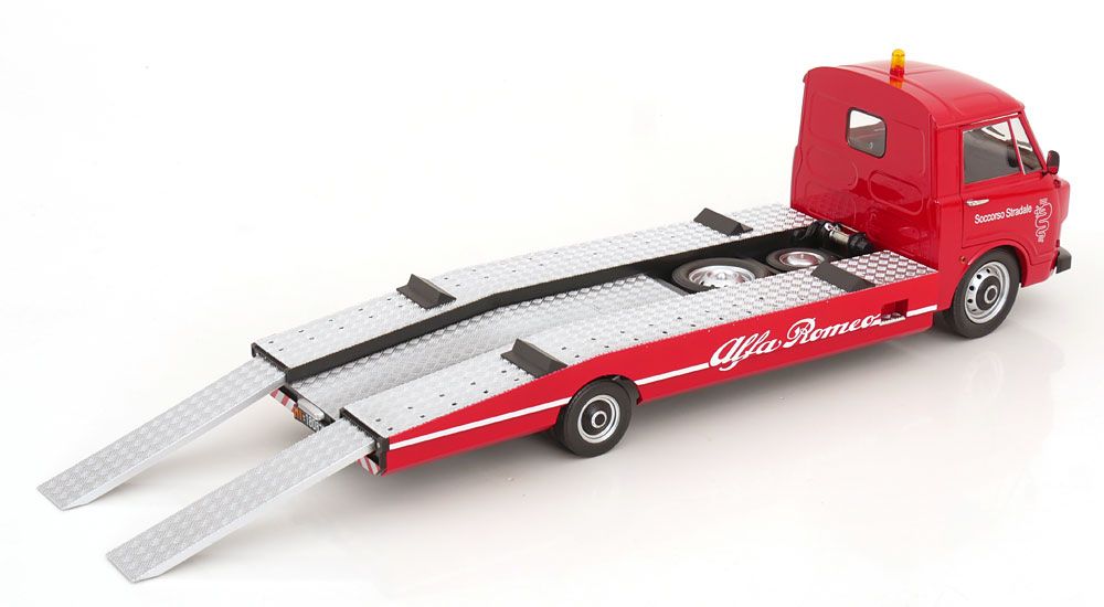 ALFA ROMEO A12 F12 ABSCHLEPPWAGEN 1977 ROT/BLACk 1:18 MITICA (Neu