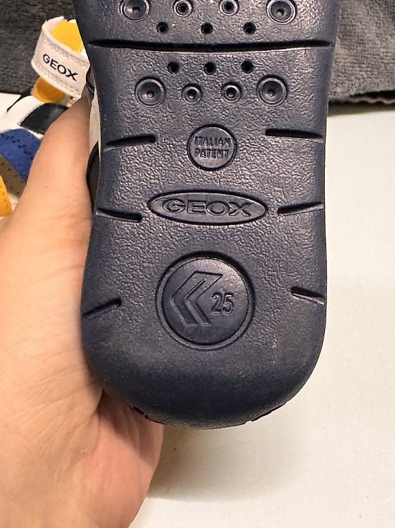 Geox Scarpe per ragazzi: Geox Sandale Gr.25 – Nuovo (secondo la descrizione) da Oberbuchsiten venduto da Biene-26 3