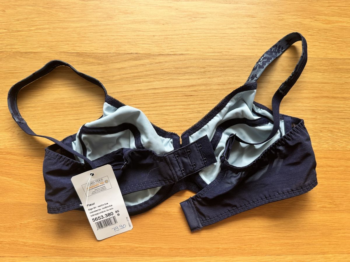 Altra biancheria intima: Rosa Faia BH Fleur Gr. 85B dunkelblau Neu – Nuovo (secondo la descrizione) da Birrwil venduto da Annaluna 1
