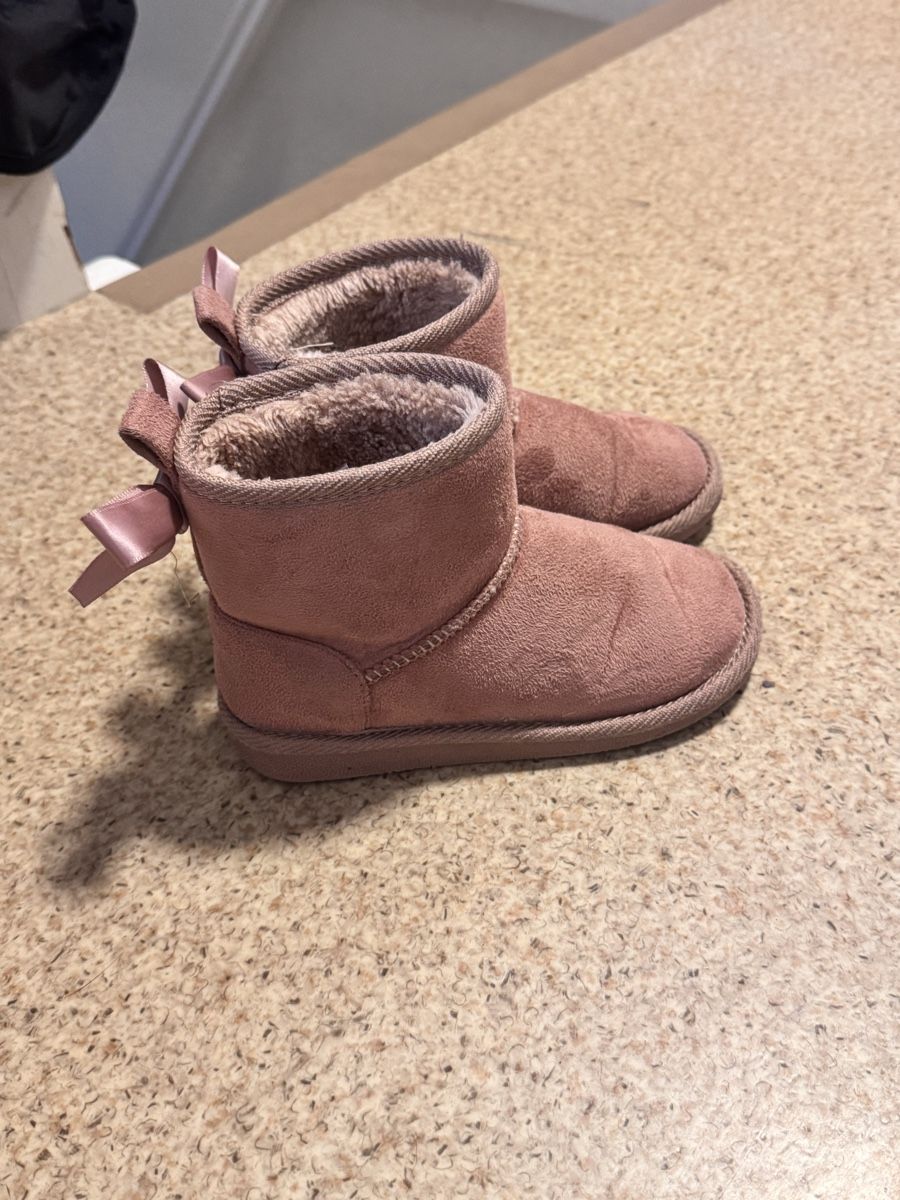 Scarpe per ragazzi: Kinder Winterschuh Gr. 29 – Usato da Oeschgen venduto da Mich_elle