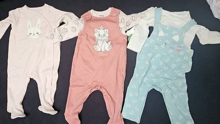 3 Babyoutfit/Strampler NEU Gr. 68