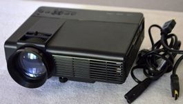 Mini LED Q5 Beamer / projecteur