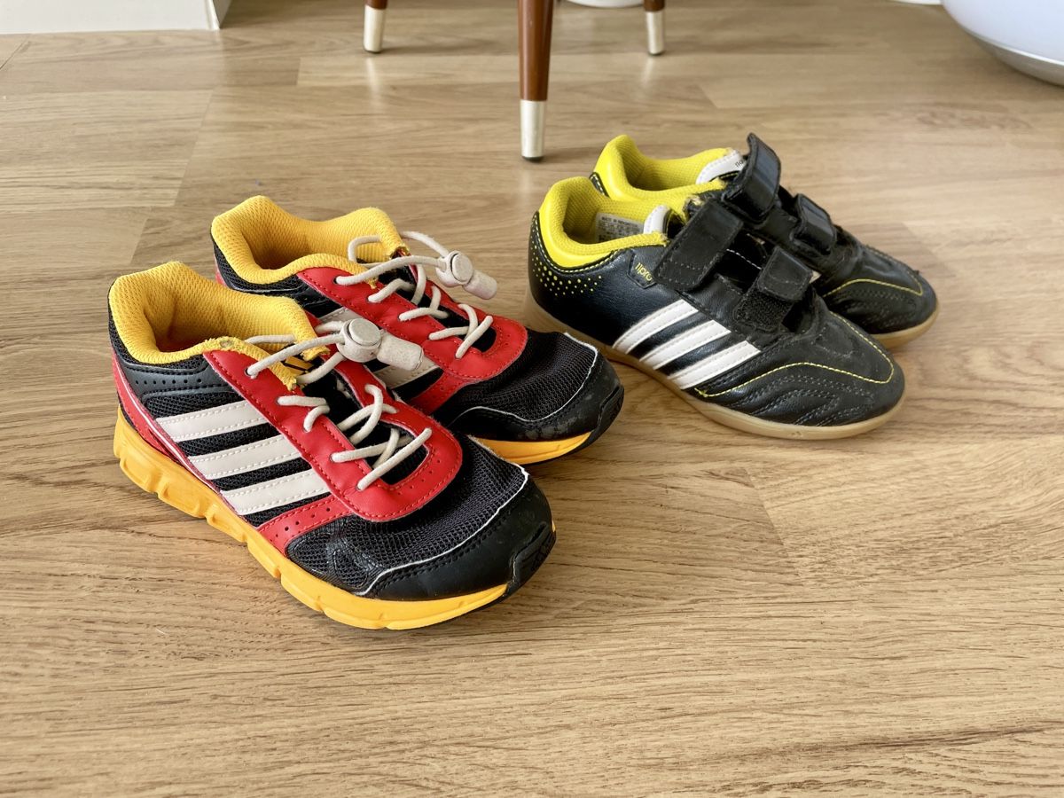 Adidas Scarpe per ragazzi: Adidas | Sneaker | Hallenschuhe | Gr 29 – Usato da Zürich venduto da samira12382