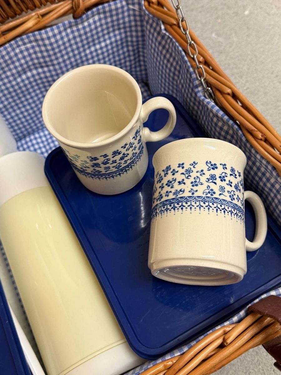 Autres articles pour la maison: Picknick Korb, british – D'occasion à Obfelden par puma59 6