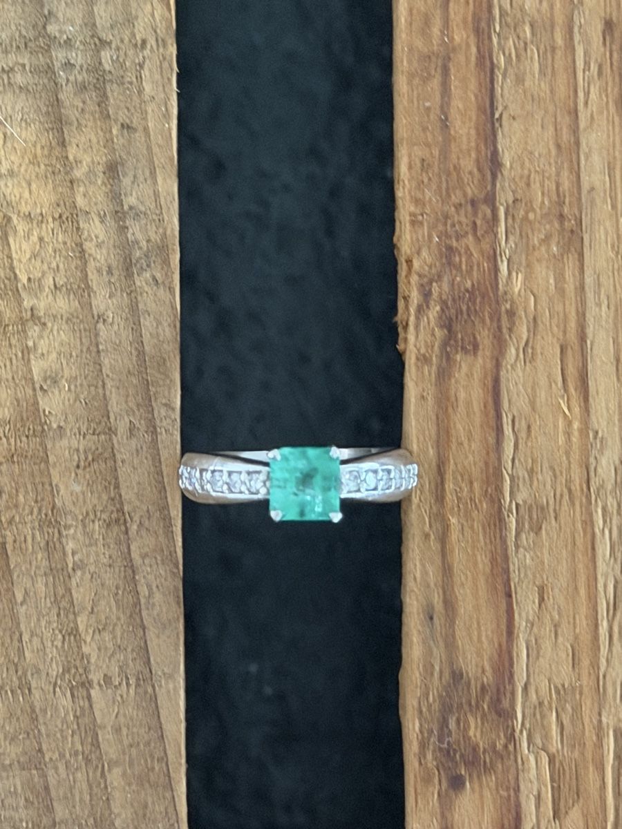 Bagues: Ring with emerald and diamonds 52 – D'occasion à Affeltrangen par SteFio88 1