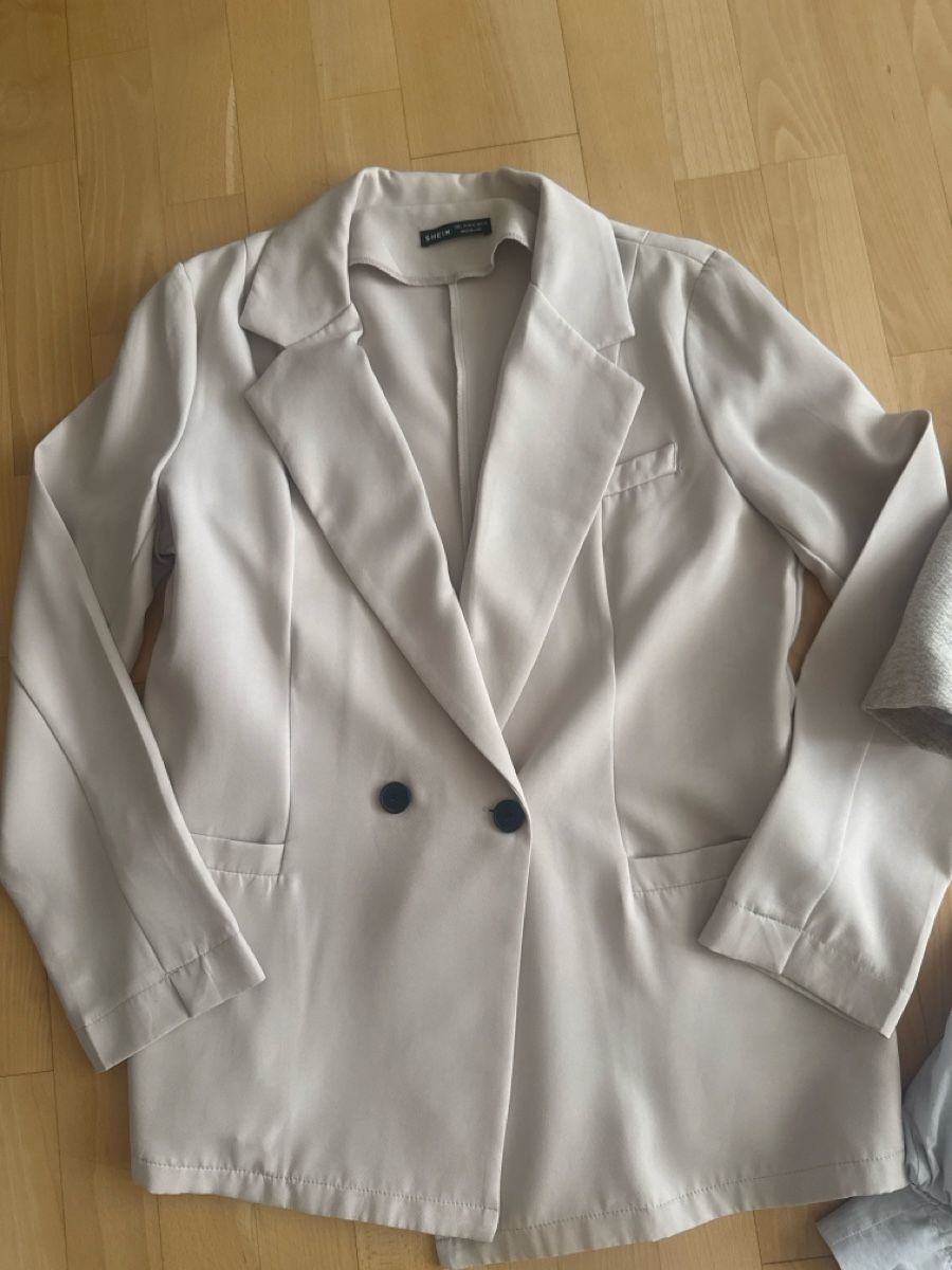 Lotti di vestiti: 3er Set: Blazer, Übergangsjacke , Gr. L – Usato da Abtwil SG venduto da ale2002 1