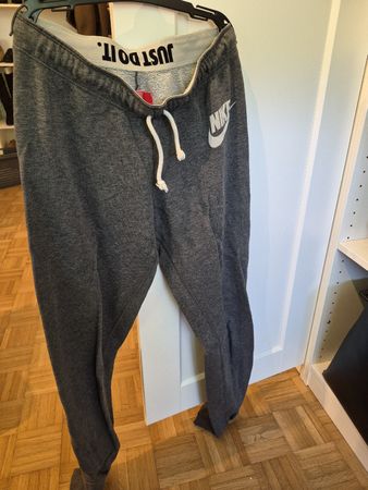 Nike Jogginghose/Trainerhose Grau, Grösse S