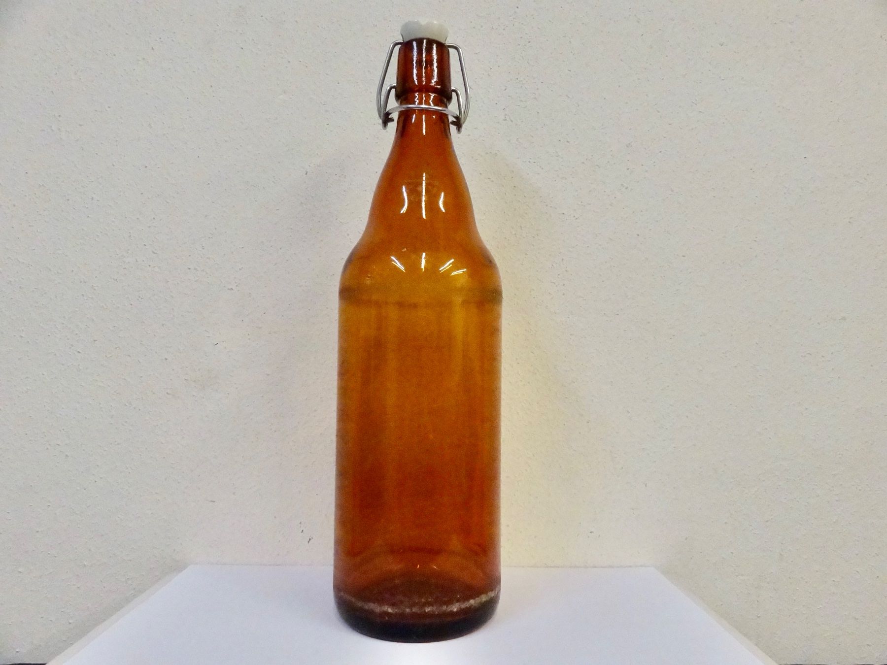 Bicchieri, Caraffe & Bottiglie: alte Bierflasche BIER FLASCHE GEEICHT 1963 – Usato da Kerzers venduto da bottlesandboxes