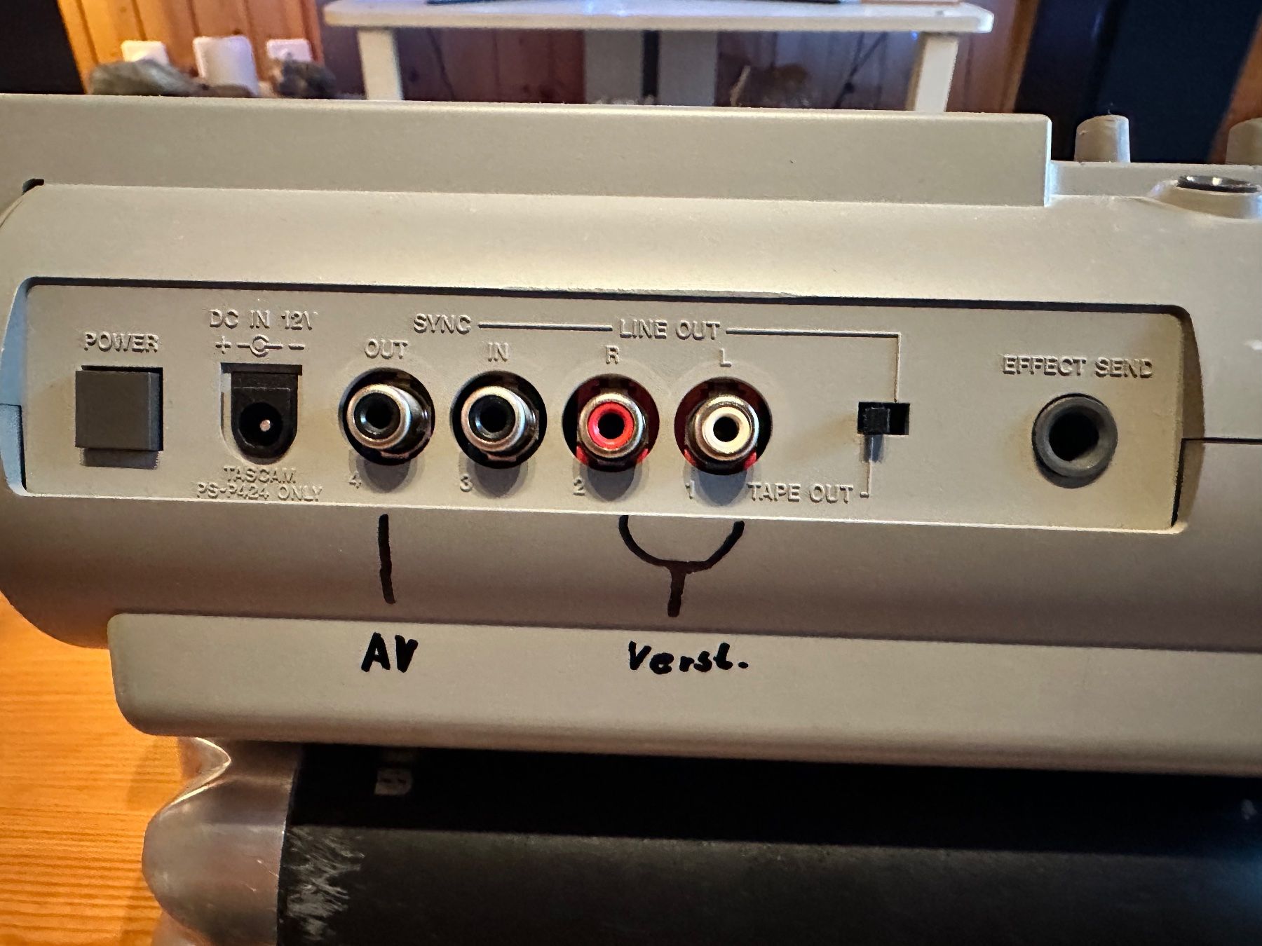 Tascam Registratori: Tascam Portastudio 424 Multitrack Recorder Cassette gebra... – Usato da Elm venduto da kri_5q2c 2