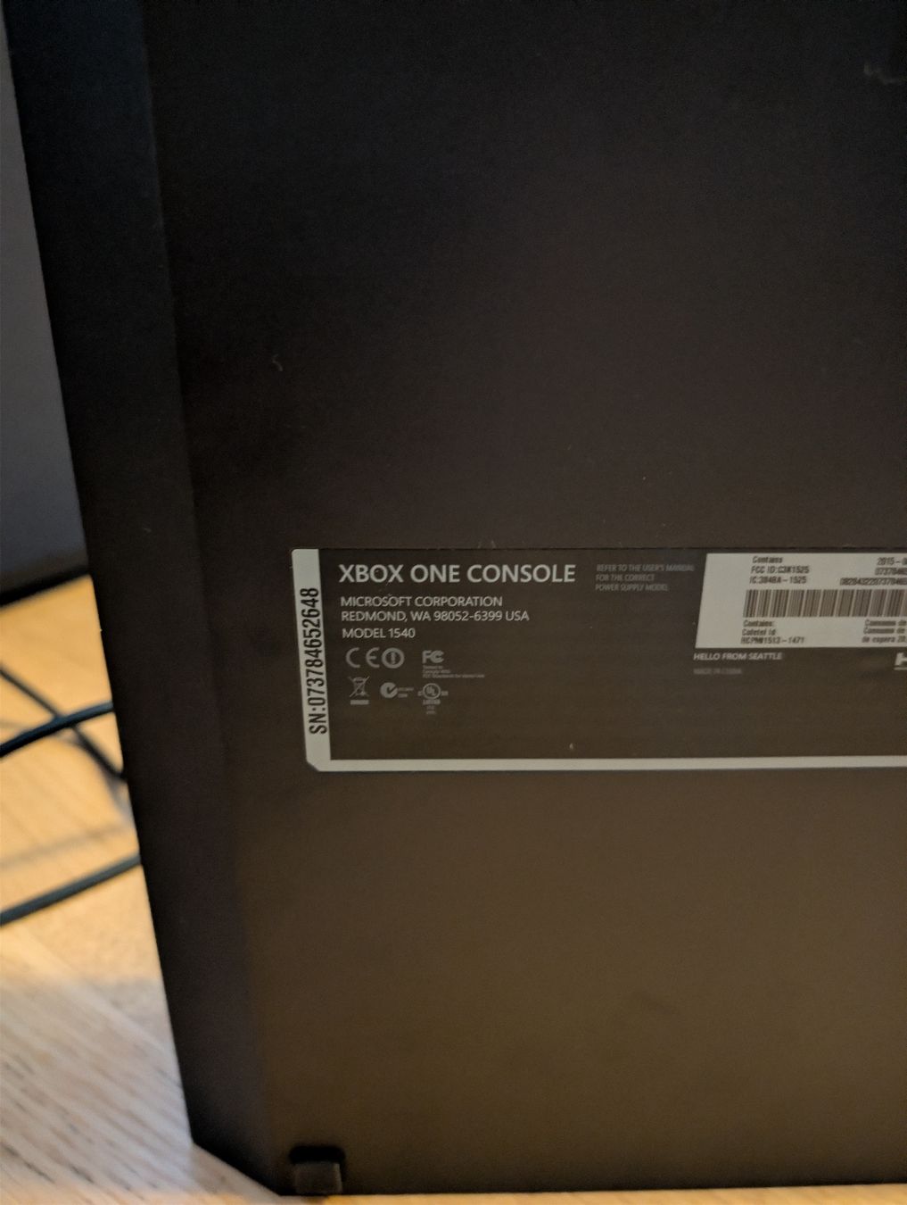 Microsoft Console: Xbox One mit 4 Controller und Spielen – Usato da Uster venduto da Jaschoo 5