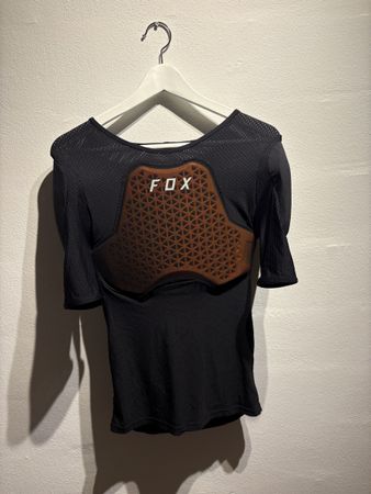 FOX Baseframe Pro SS Rückenprotektor – Grösse M – Neuwertig