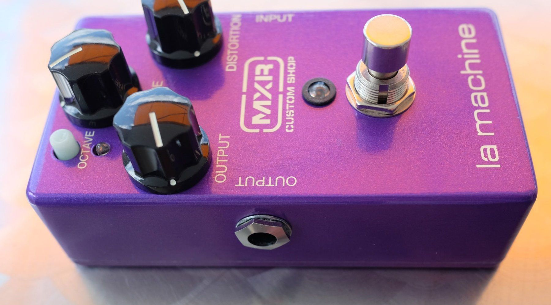 Strumenti musicali: MXR Custom Shop La Machine Fuzz - Pedal – Usato da Basel venduto da PondstreetStudios 1