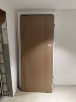 Porte avec cadre 