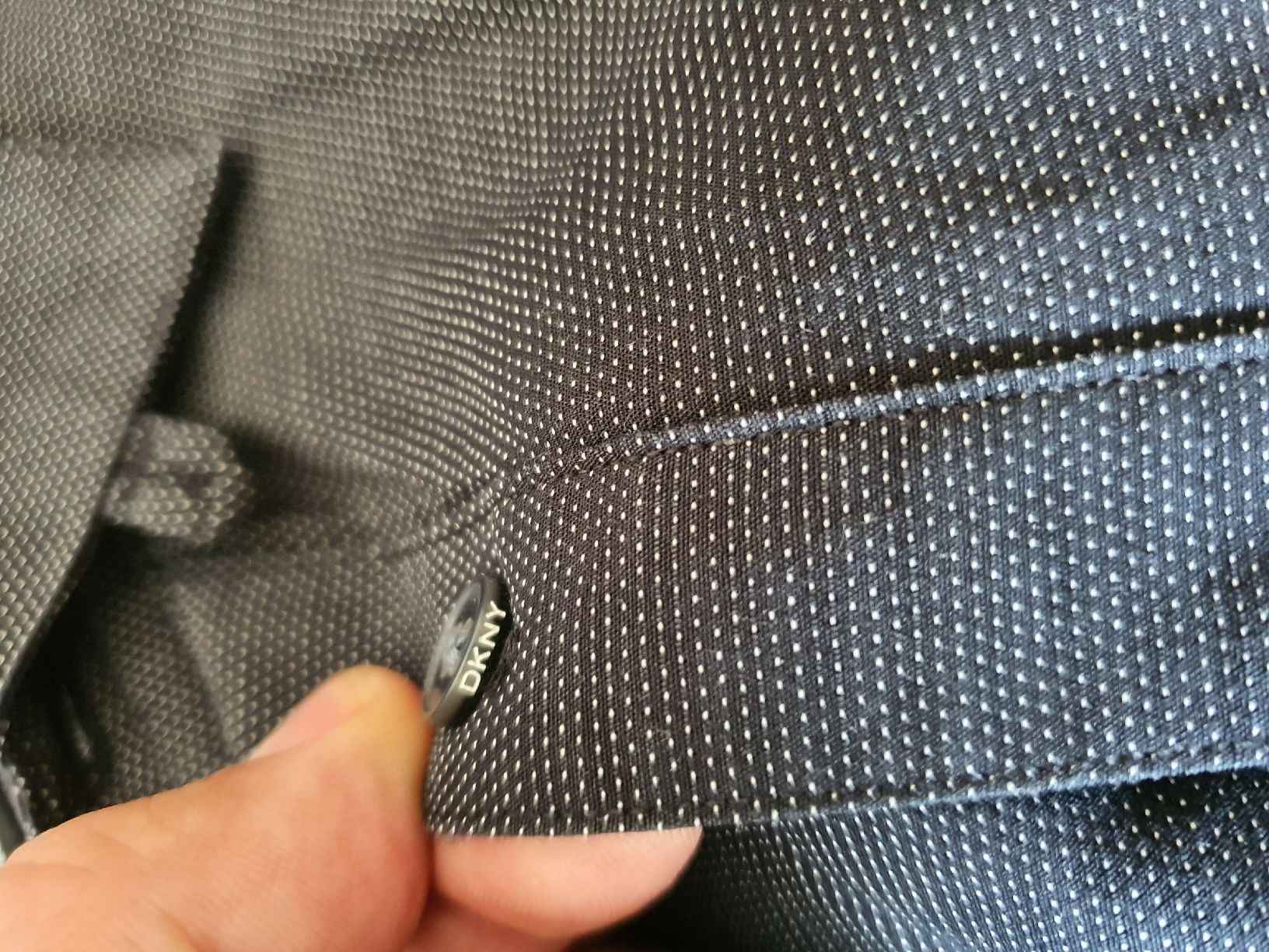 DKNY Camicie: DKNY Men's hemd , Size 15 1/2, large Great Value! – Usato da Wallisellen venduto da Alexandrertheg 4
