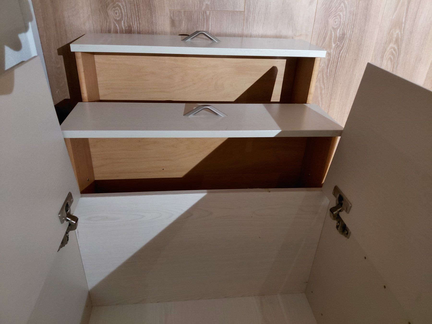 Armadi: Schrank – Usato da Binningen venduto da eli_rcf2 5