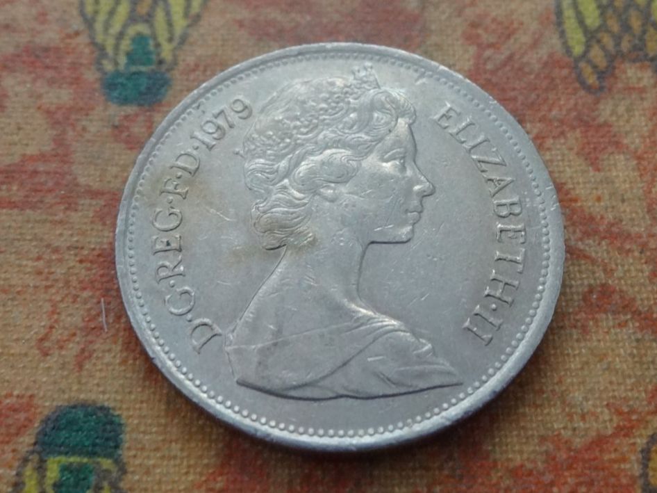 Tutti le monete: ROYAUME-UNI  10 Pence  1979 – Usato da Romanel-sur-Lausanne venduto da Swift13 1