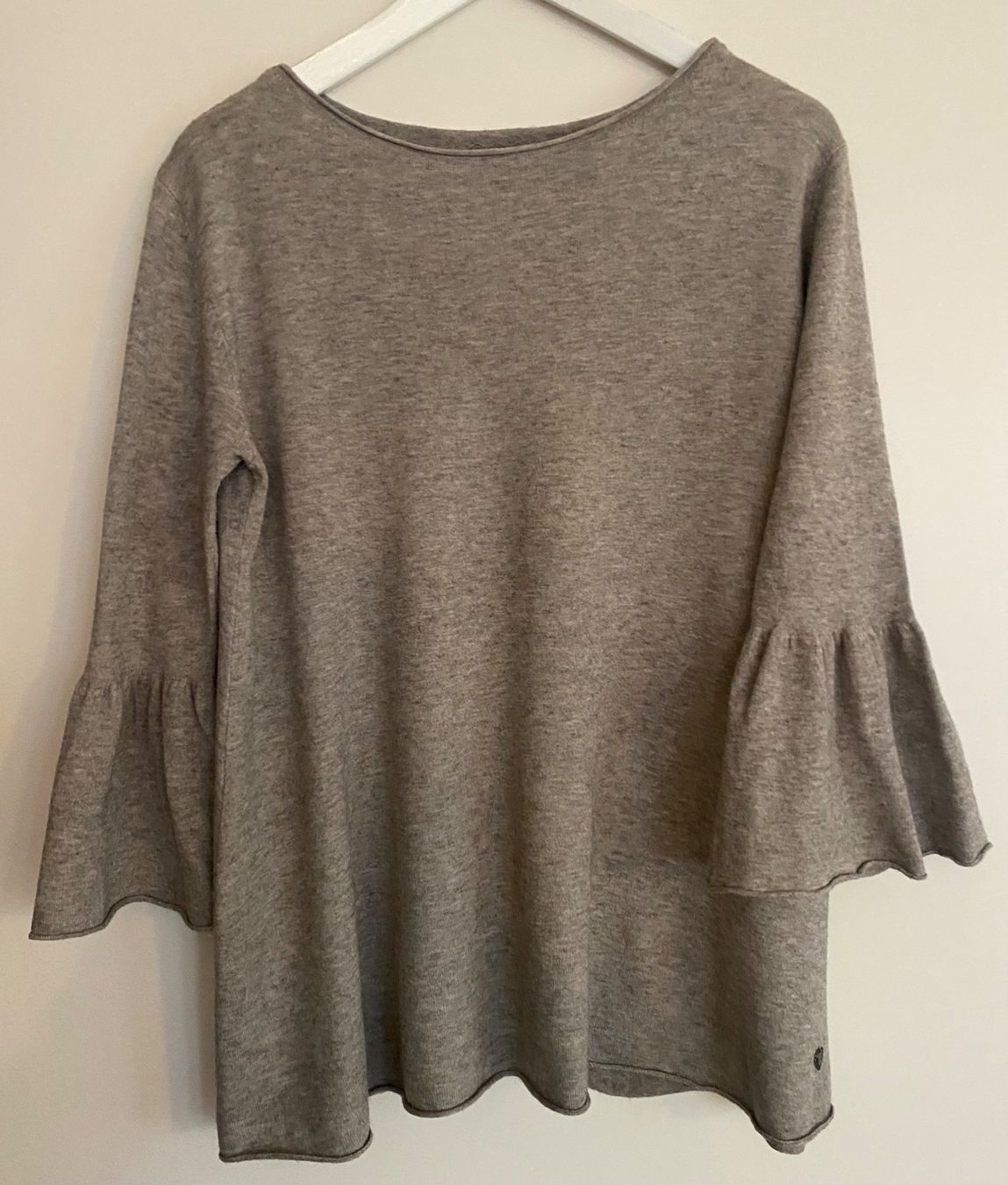 Maglioni & Felpe: Pullover in Grau/Schlamm, Gr. M – Usato da Zürich venduto da Maria2021 1