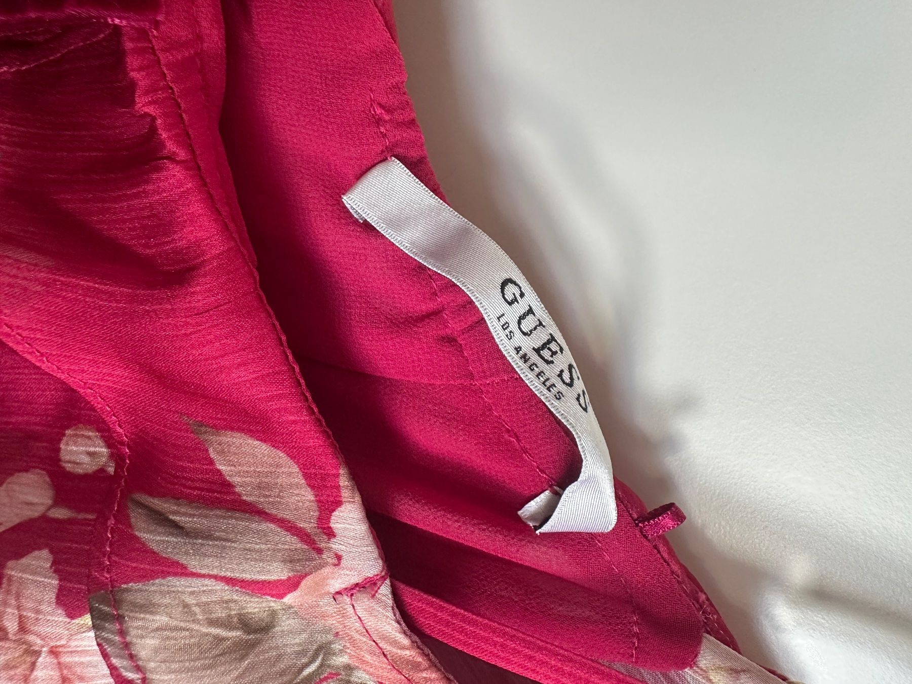 Guess Kleider: Guess Kleid – Gebraucht aus Zürich von ong8 2