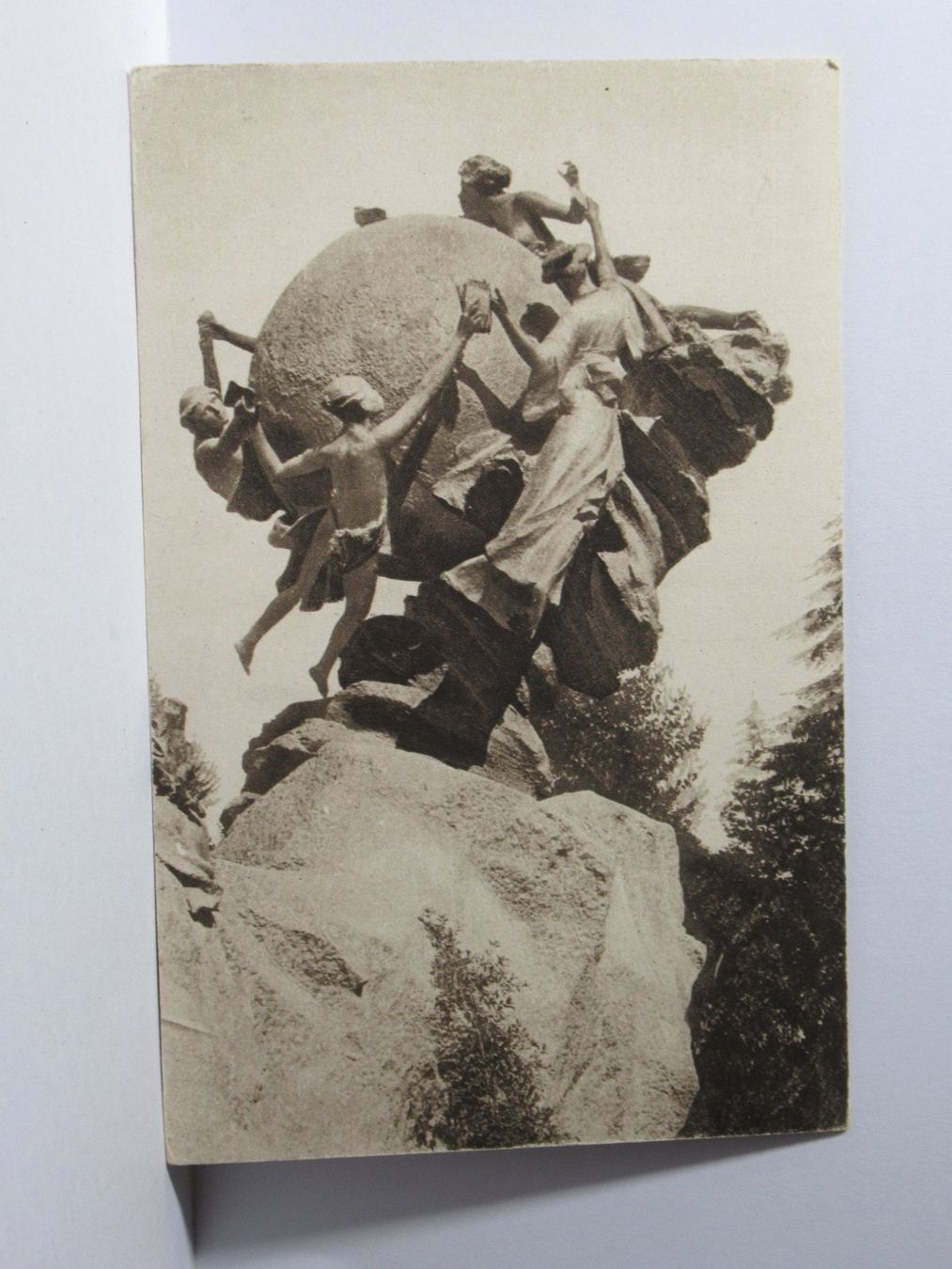 Cartes postales: Bern , Weltpostdenkmal – Neuf (Voir description) à Grenchen par Bluemchen1900