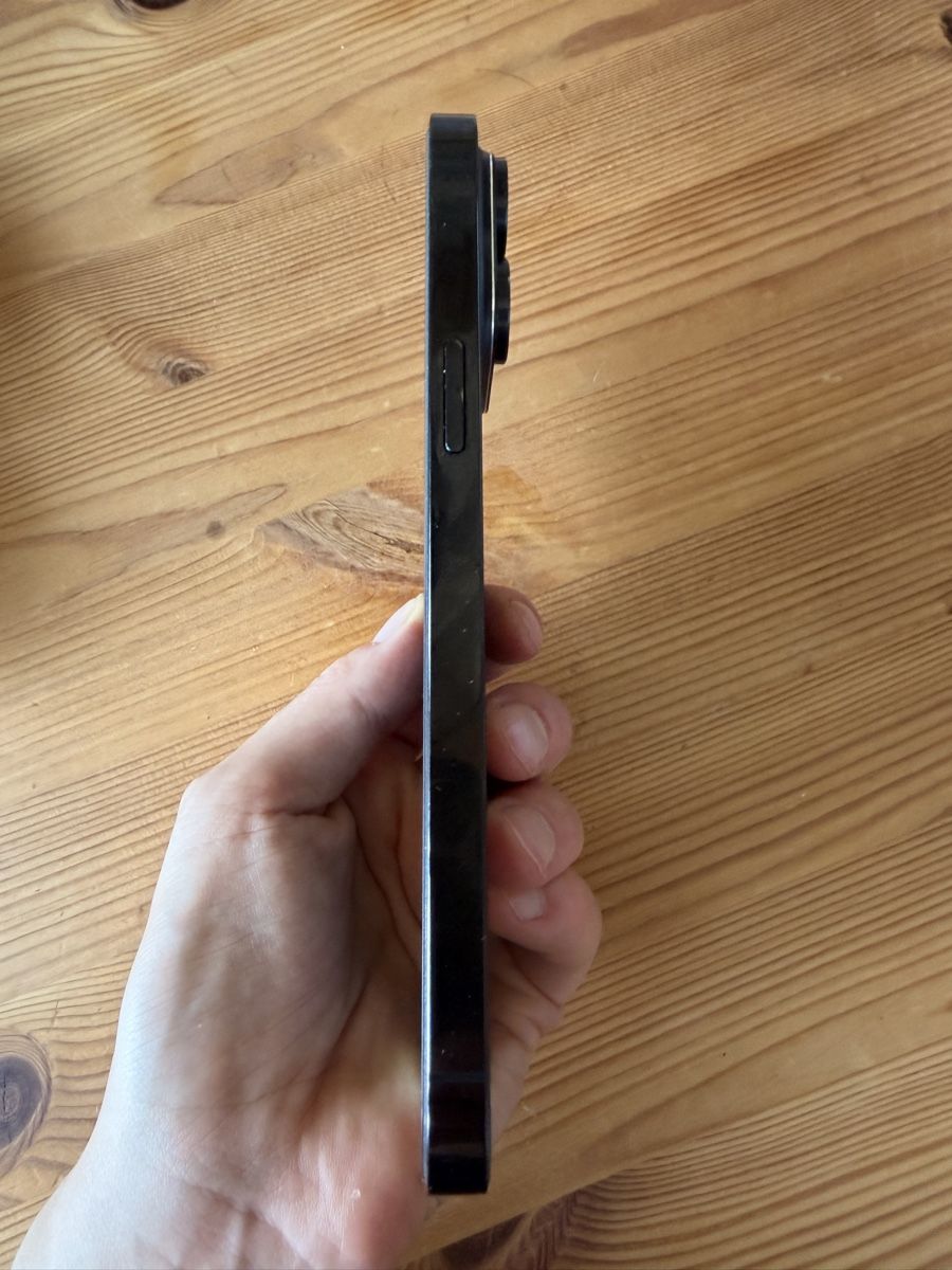 Apple Portables: iPhone 14 Pro Max 256gb  Space Black mit OVP – D'occasion à Wald ZH par ant_r862 4