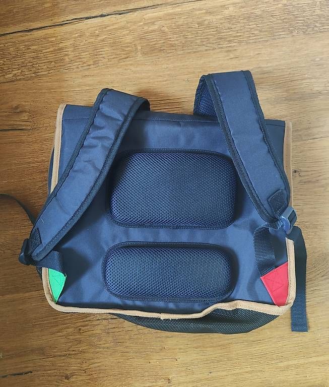 Borse: Cartable sac de classe primaire kickers  – Usato da fribourg venduto da pegalex