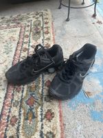Nike Sneaker