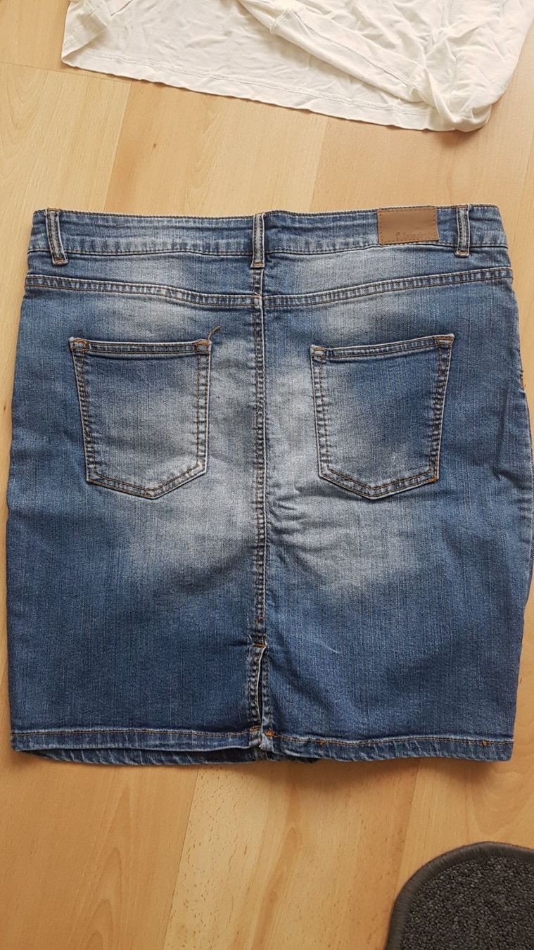 Lotti di vestiti: Schöne Outfit Gr.44 – Usato da Schöfflisdorf venduto da CrRG21 4