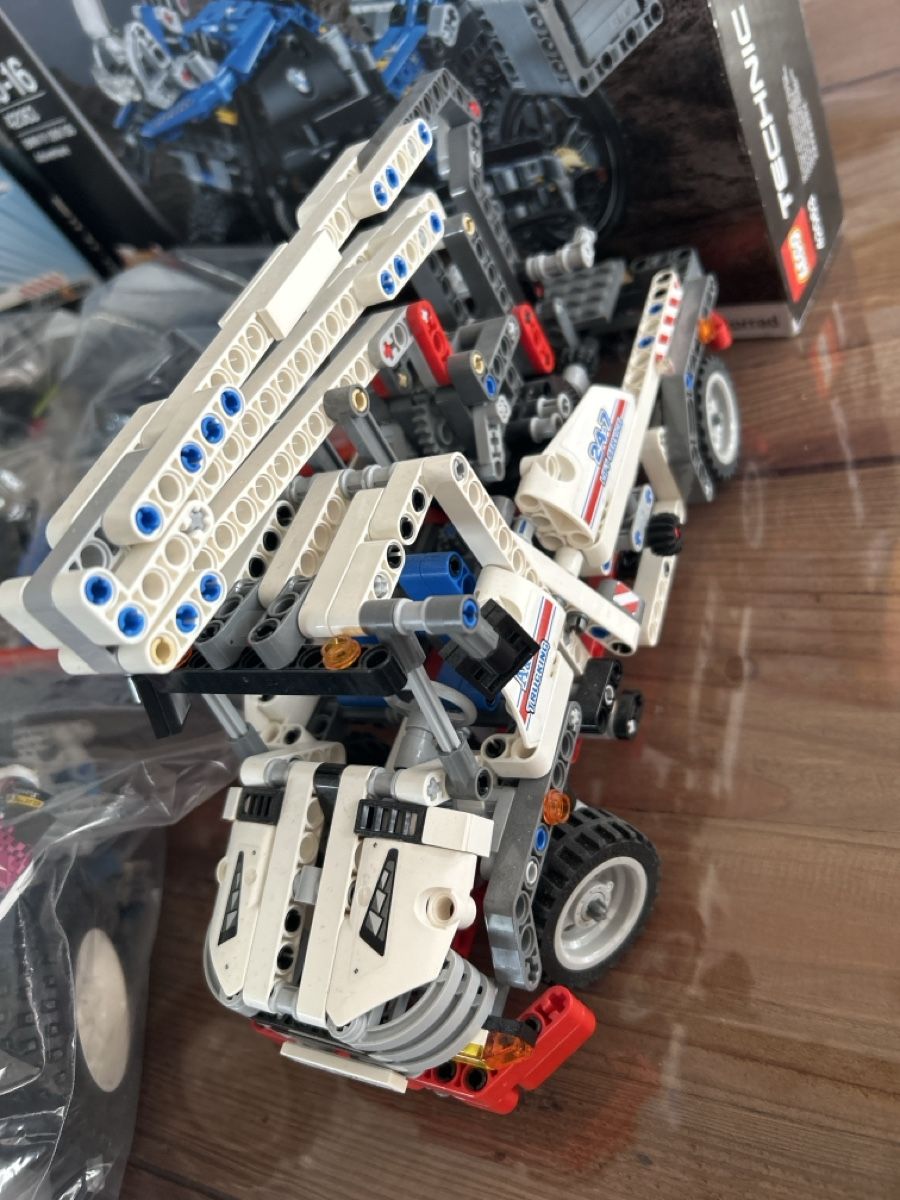 Lego Kit di costruzioni: LEGO Technic Konvolut – Usato da Neftenbach venduto da zur_z6vt 4