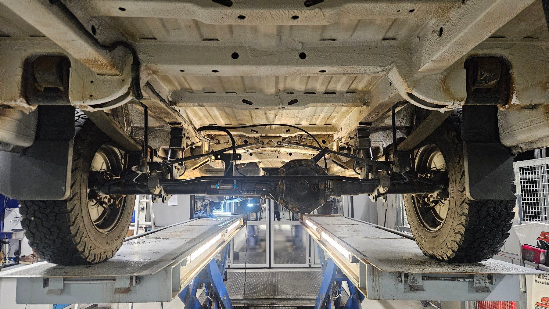 VW Veicoli commerciali: VW Crafter 4Motion Achleitner 4x4 ähnlich Sprinter Iglhaut – Usato da Hinwil venduto da Ollie84 5
