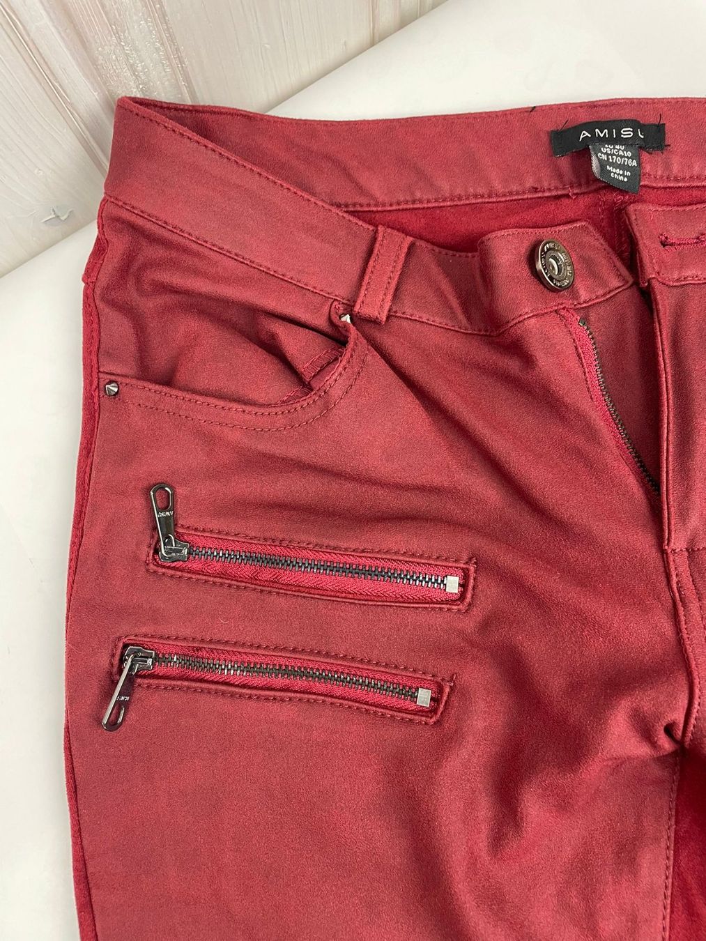 Pantaloni: Amisu Hose, Lederimitat, Rot, Gr. 40 – Usato da Wängi venduto da Thurgauer98 1