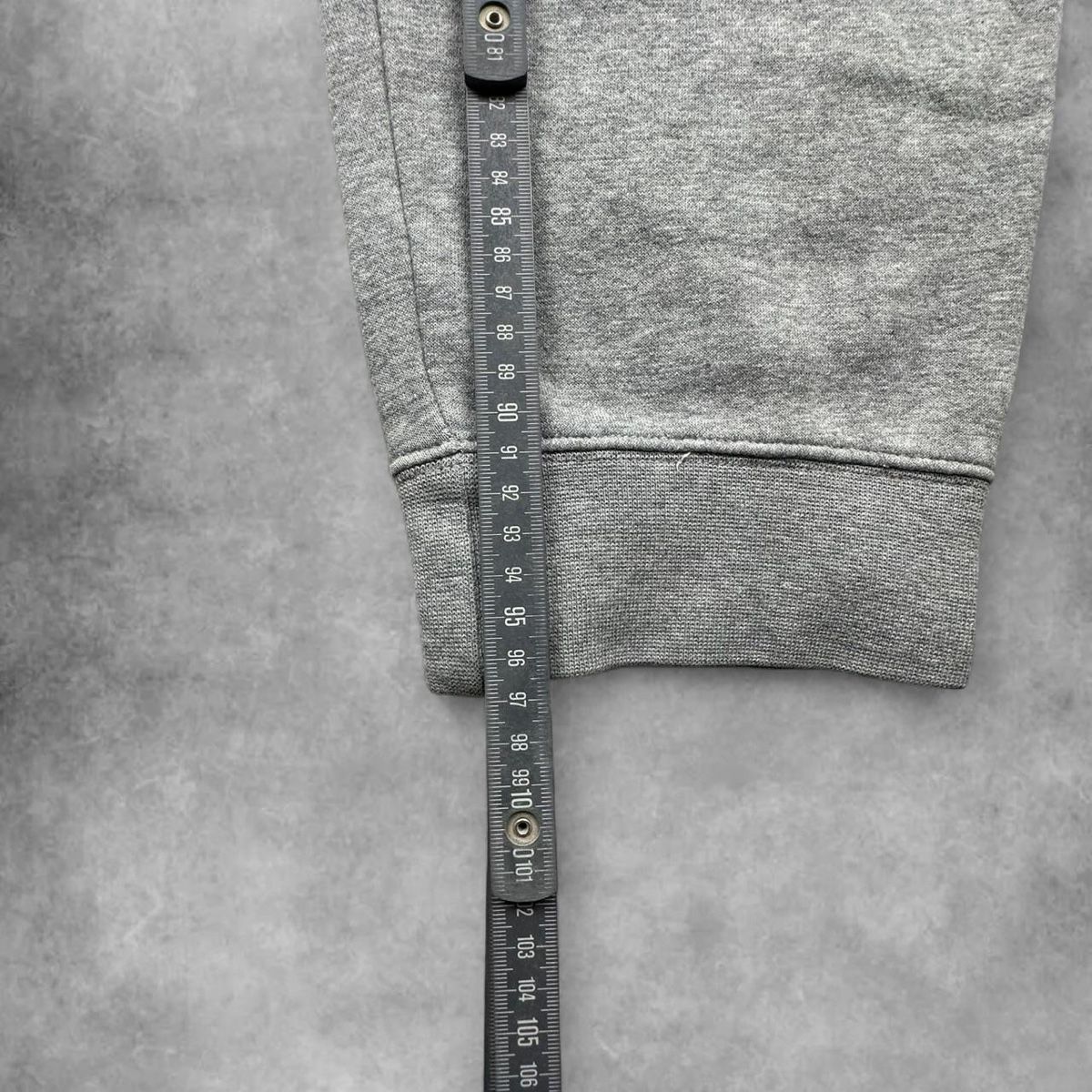 Nike Pantaloni: Nike grey sweatpants – Usato da Erlinsbach SO venduto da TogaResell 5