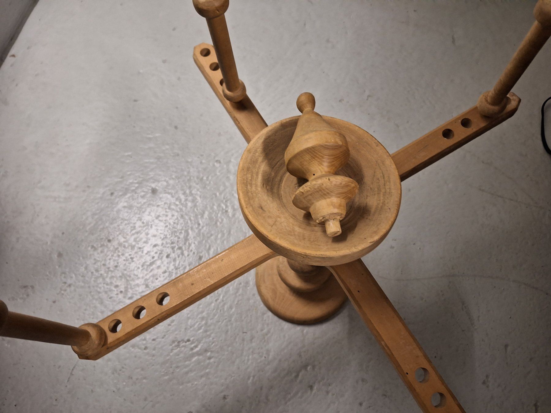 Articles en bois: Enrouleur de laines – D'occasion à Kloten par flo_r5hm 9