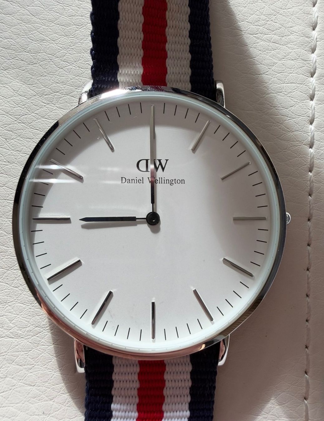 Daniel Wellington Orologi: Daniel Wellington Uhr – Nuovo (secondo la descrizione) da Wittenbach venduto da janine37 2
