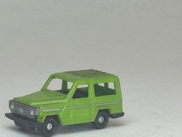 GB- Mercedes G 300 lindgrün