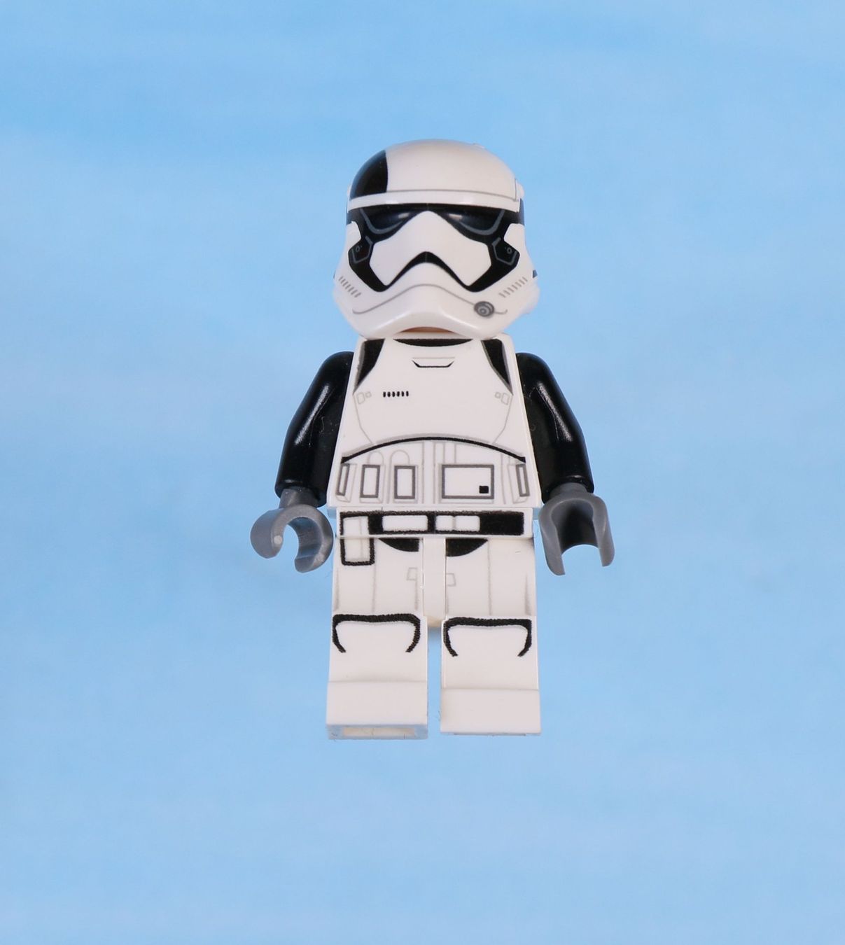 Lego Spielzeuge: LEGO Minifigur First Order Stormtrooper Executioner – Gebraucht aus Hettlingen von Scholi99