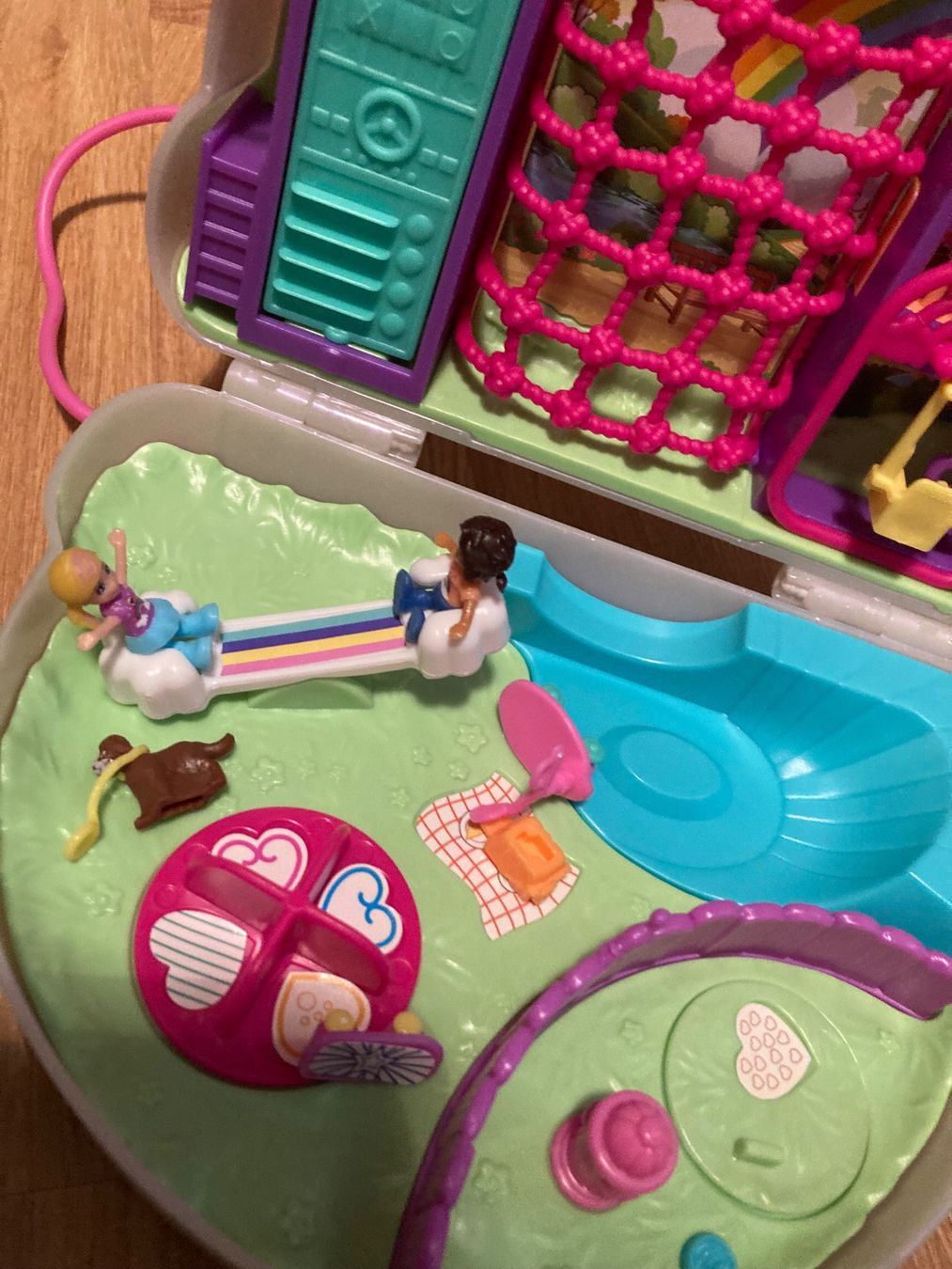 Polly Pocket Giocattoli: Regenbogen Tasche Polly Pocket Spielplatz – Usato da Emmenbrücke venduto da JJ_89 2