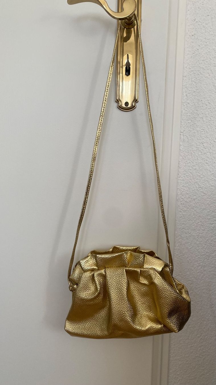 Sacs femmes: Crossbody Tasche in gold – D'occasion à Thalwil par olh_7cpg 4