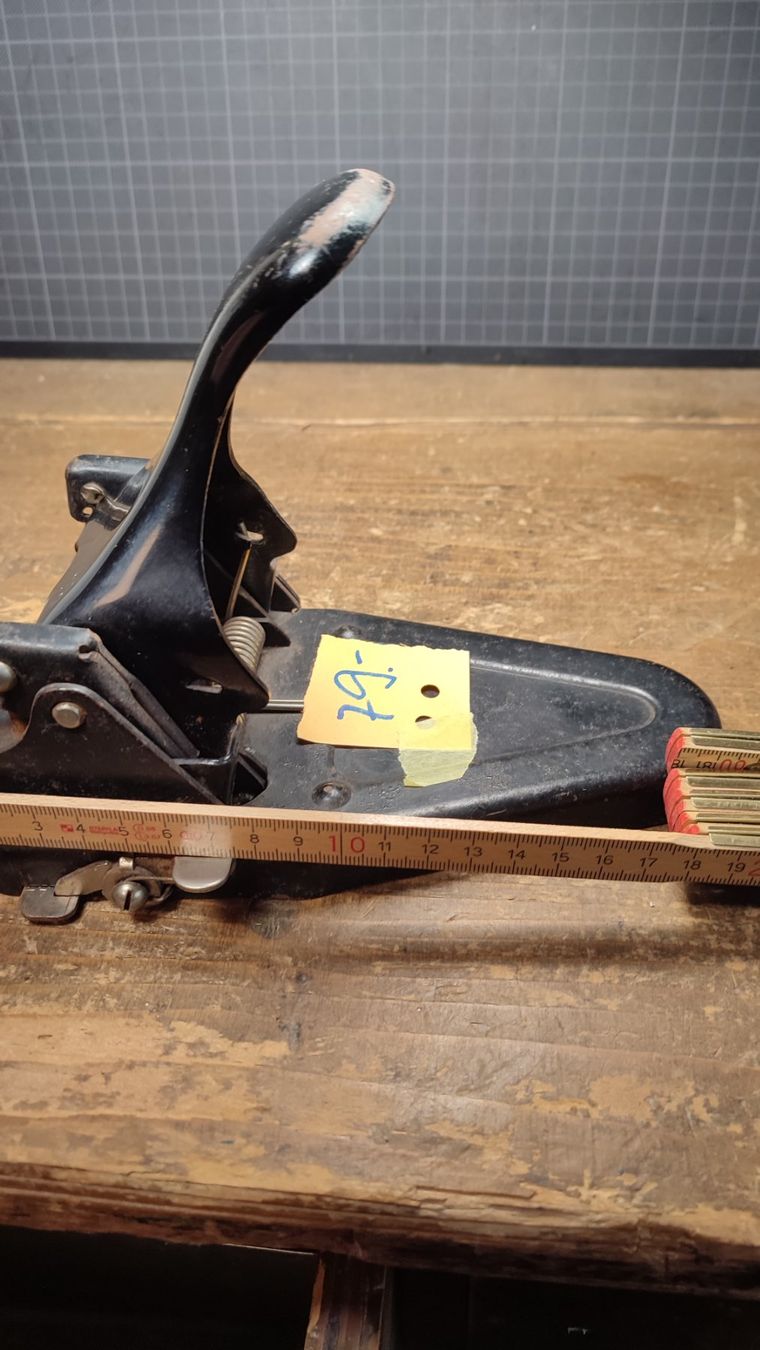 Temperini: Wunderschöner grosser alter  Locher – Usato da Gelterkinden venduto da MYSTOREFORYOU4460 7