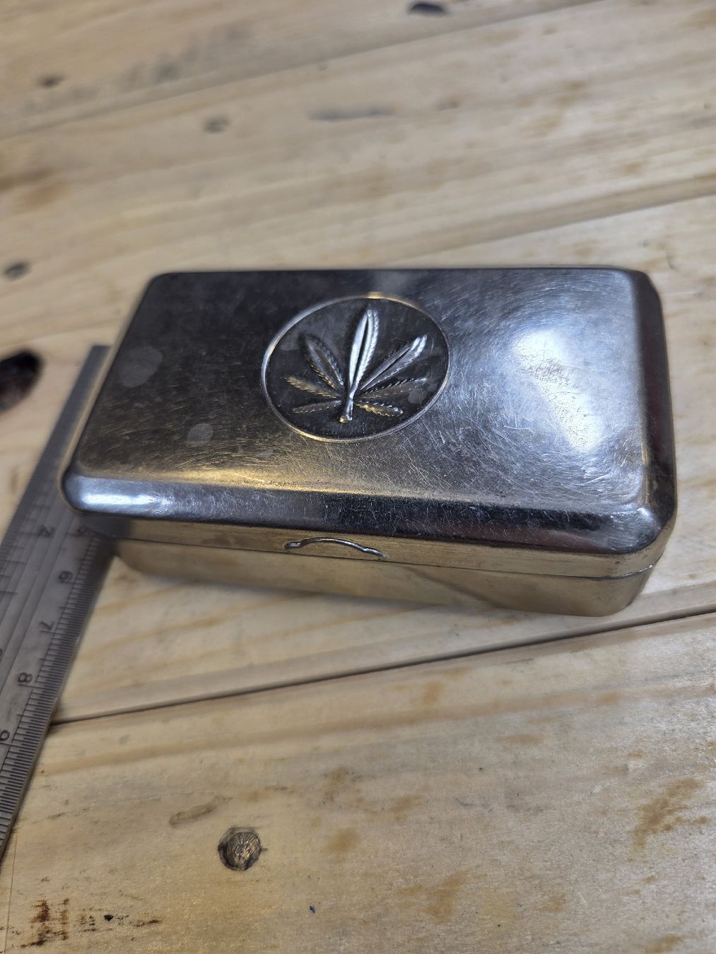Dosen: Metallbox Hanf Cannabis Blechdose Hanfblatt Dose  – Gebraucht aus Zug von olx_5shp